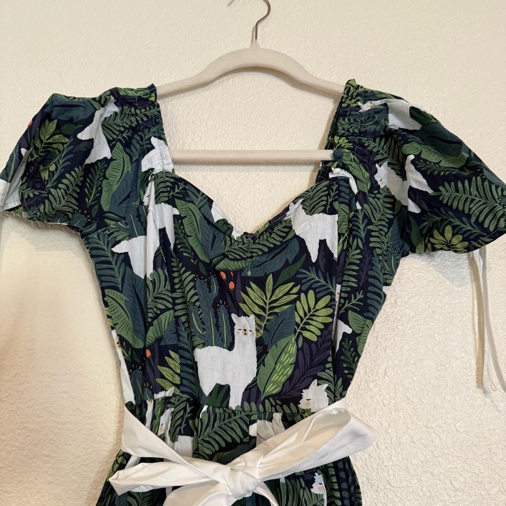 Unique Vintage 1950s Green Leaf & Llama Print Cotton Dakota Flare Dress - Picture 7 of 13